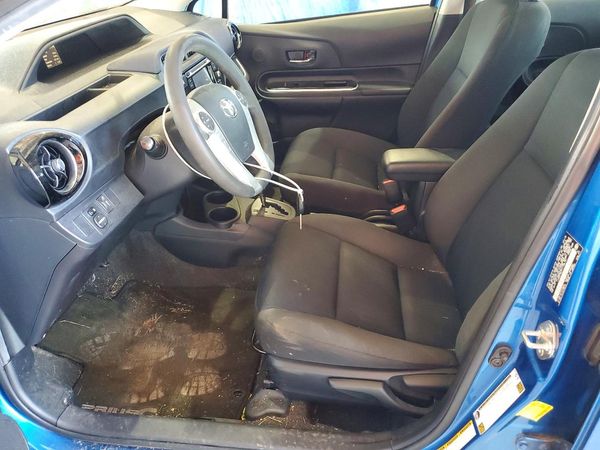 2015 TOYOTA PRIUS