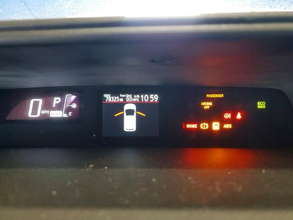 2015 TOYOTA PRIUS
