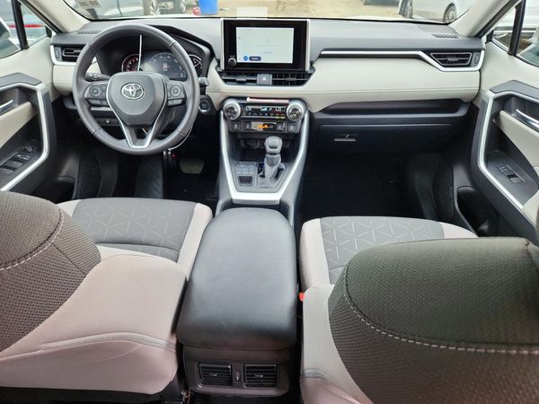 2025 TOYOTA RAV4