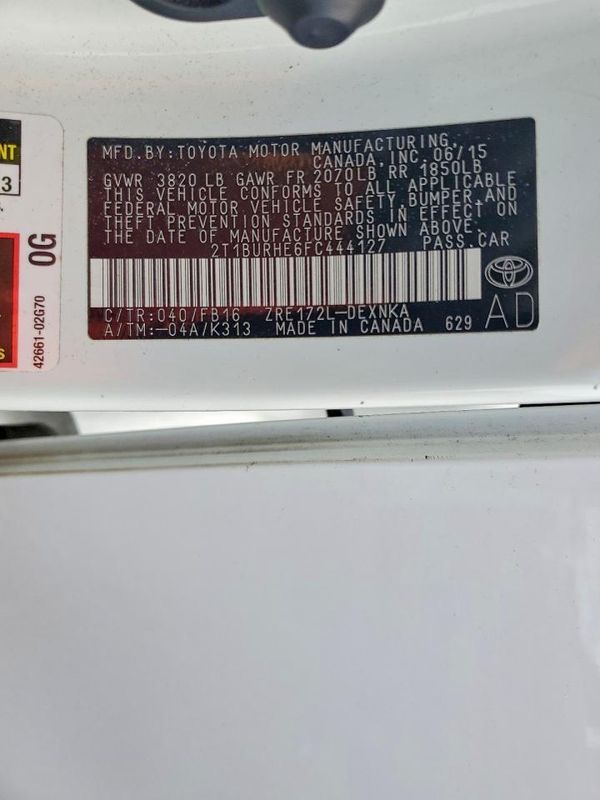 2015 TOYOTA COROLLA