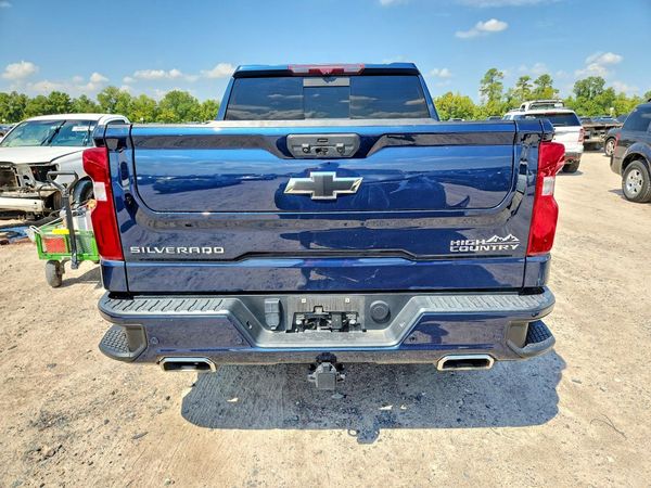 2022 CHEVROLET SILVERADO High Country — DIRR