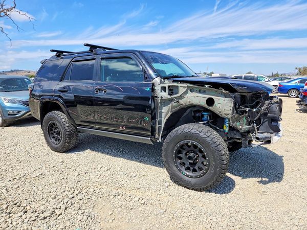 2020 TOYOTA 4RUNNER