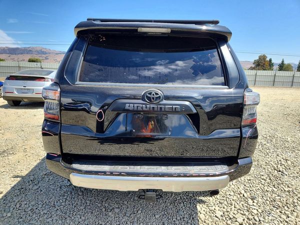 2020 TOYOTA 4RUNNER
