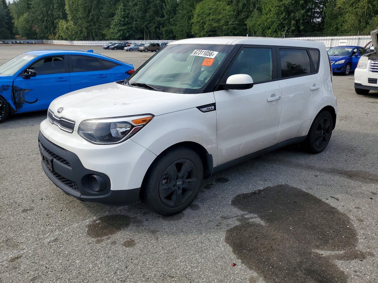 2019 KIA SOUL Base — Front 3/4