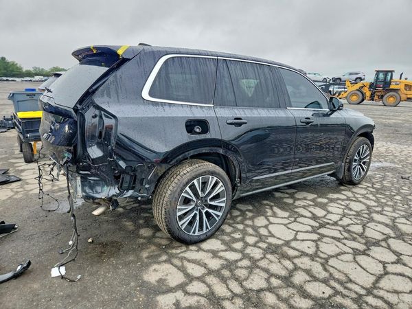 2022 VOLVO XC90 Momentum (excl S60)