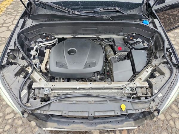 2022 VOLVO XC90 Momentum (excl S60)