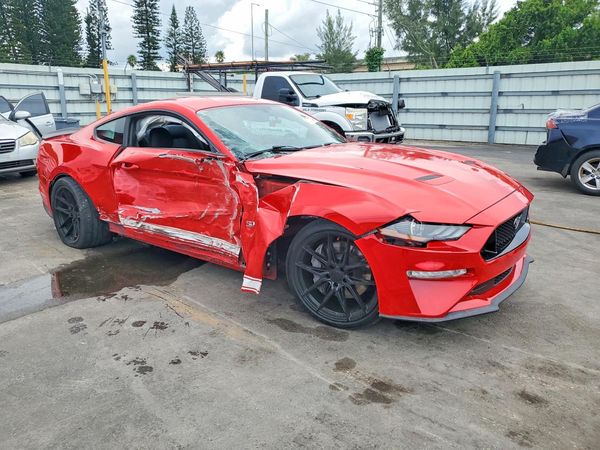 2020 FORD MUSTANG