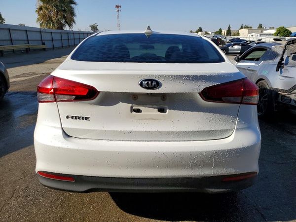 2018 KIA FORTE LX Pop,S,EX