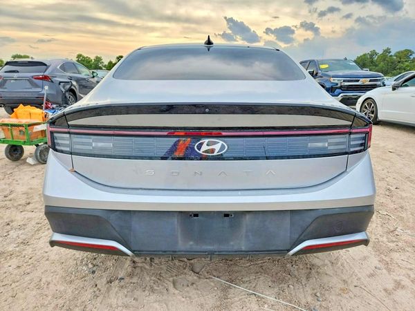 2025 HYUNDAI SONATA