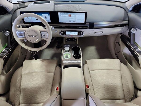 2023 GENESIS GV60