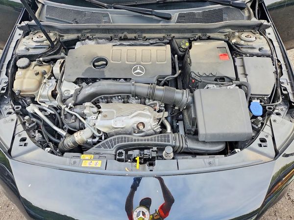 2021 MERCEDES-BENZ CLA