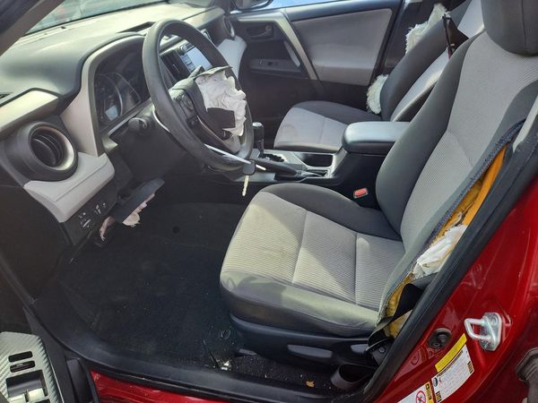 2015 TOYOTA RAV4 LE (X Grade) — DENT