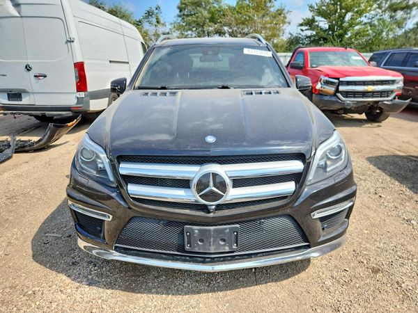 2014 MERCEDES-BENZ GL GL 550 4MATIC