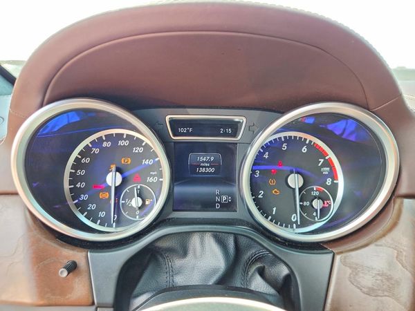 2014 MERCEDES-BENZ GL GL 550 4MATIC
