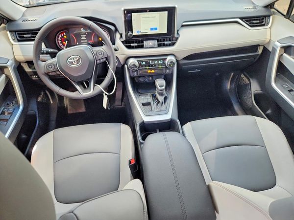 2025 TOYOTA RAV4