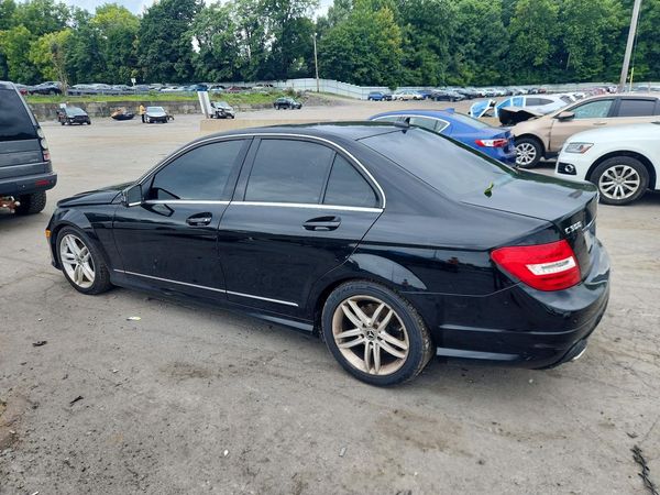 2012 MERCEDES-BENZ C