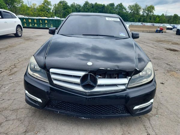 2012 MERCEDES-BENZ C