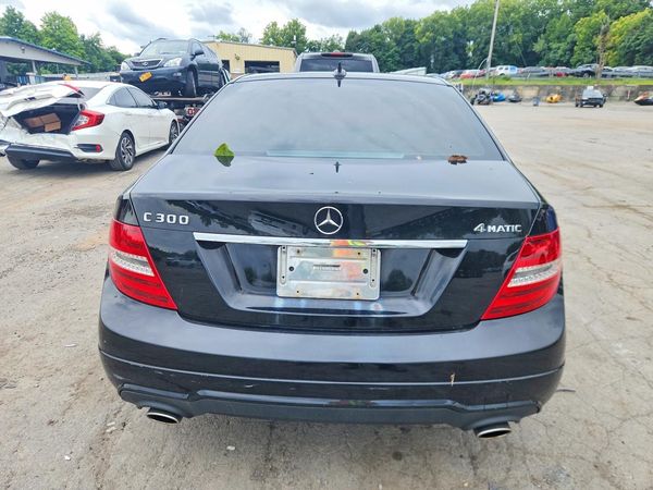 2012 MERCEDES-BENZ C