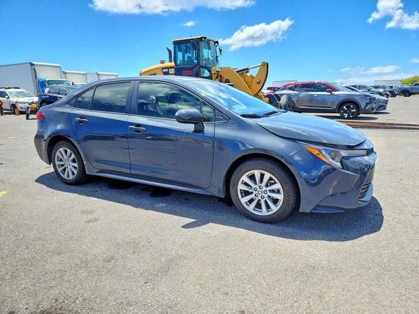 2025 TOYOTA COROLLA