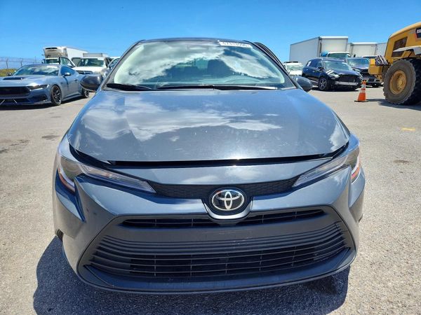 2025 TOYOTA COROLLA