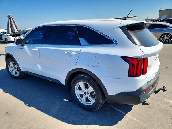 2022 KIA SORENTO LX