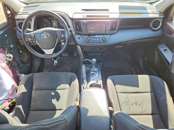 2018 TOYOTA RAV4 Adventure/XLE