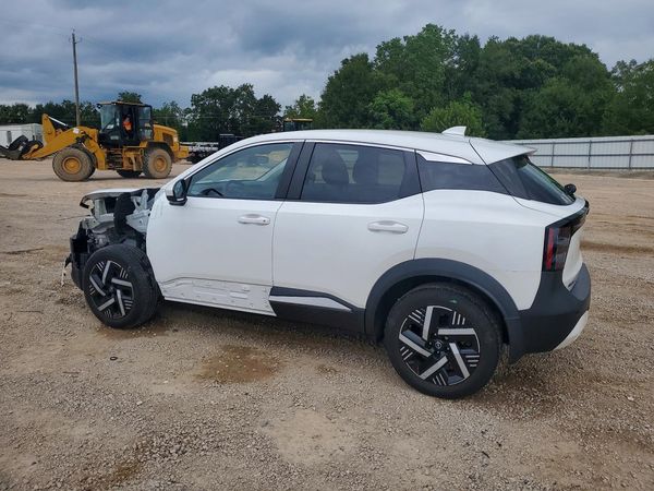 2025 NISSAN KICKS