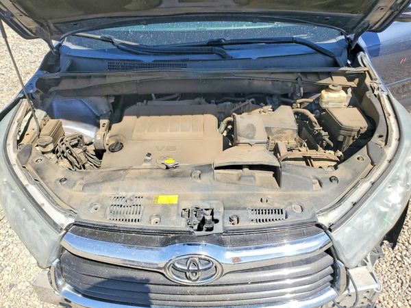 2015 TOYOTA HIGHLANDER
