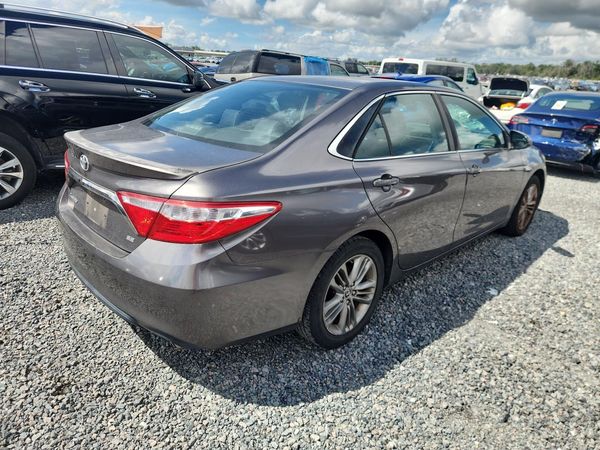 2015 TOYOTA CAMRY