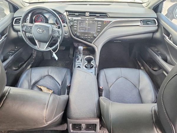 2018 TOYOTA CAMRY