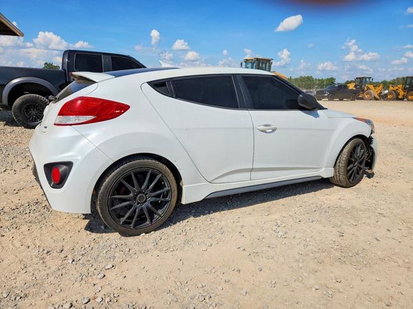 2014 HYUNDAI VELOSTER