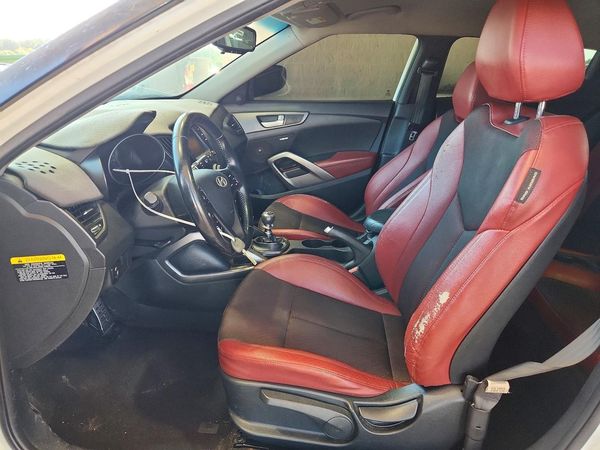 2014 HYUNDAI VELOSTER