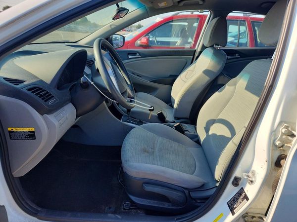 2015 HYUNDAI ACCENT