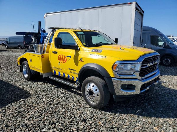 2019 RAM 5500 REG CAB CHASSIS — Passenger 3/4