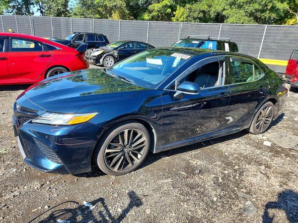 2020 TOYOTA CAMRY