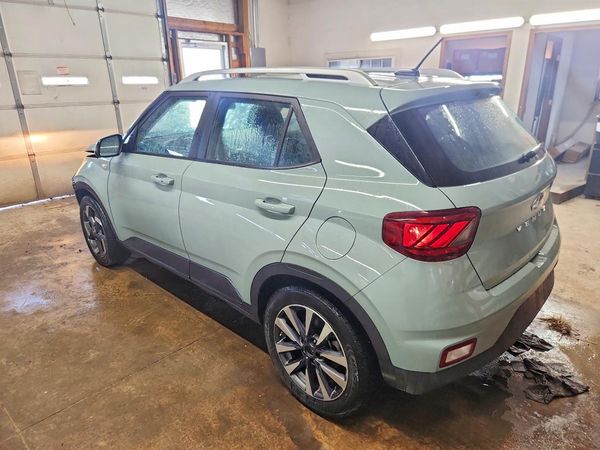 2025 HYUNDAI VENUE SEL, Limited