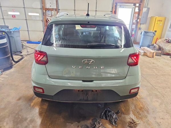 2025 HYUNDAI VENUE SEL, Limited