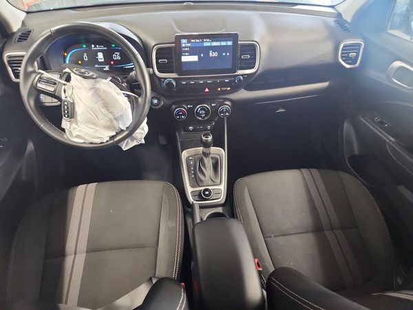 2025 HYUNDAI VENUE SEL, Limited