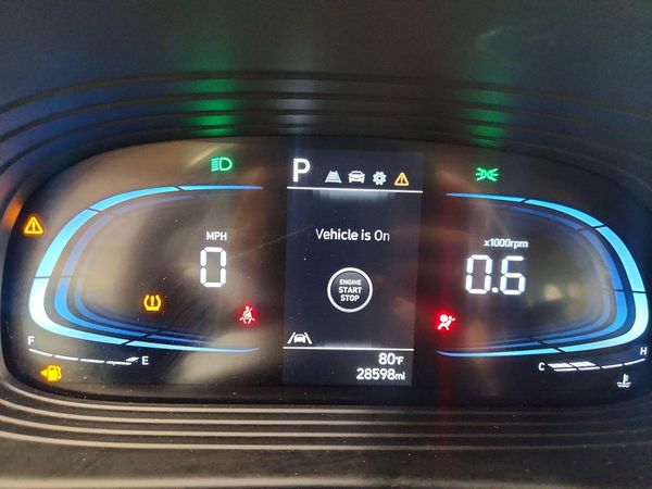 2025 HYUNDAI VENUE SEL, Limited