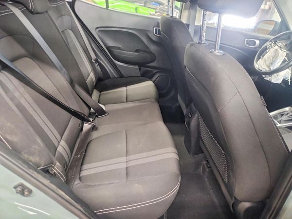 2025 HYUNDAI VENUE SEL, Limited