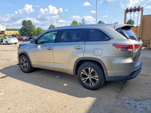2016 TOYOTA HIGHLANDER