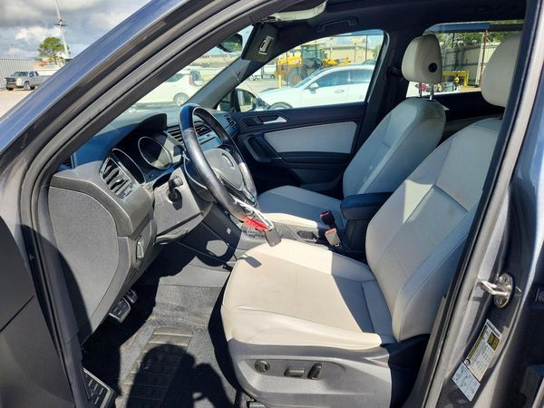 2020 VOLKSWAGEN TIGUAN SE, SEL