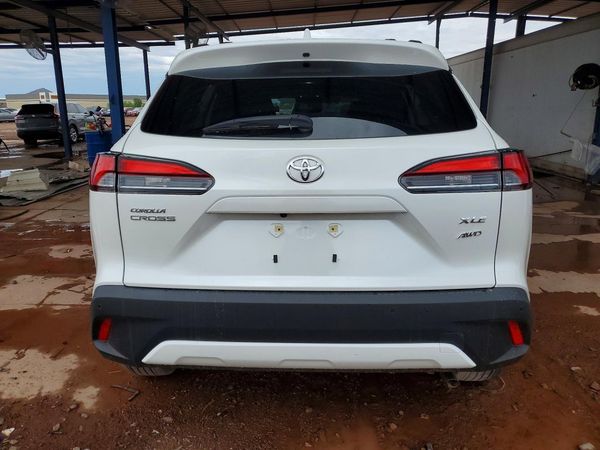 2024 TOYOTA COROLLA CROSS
