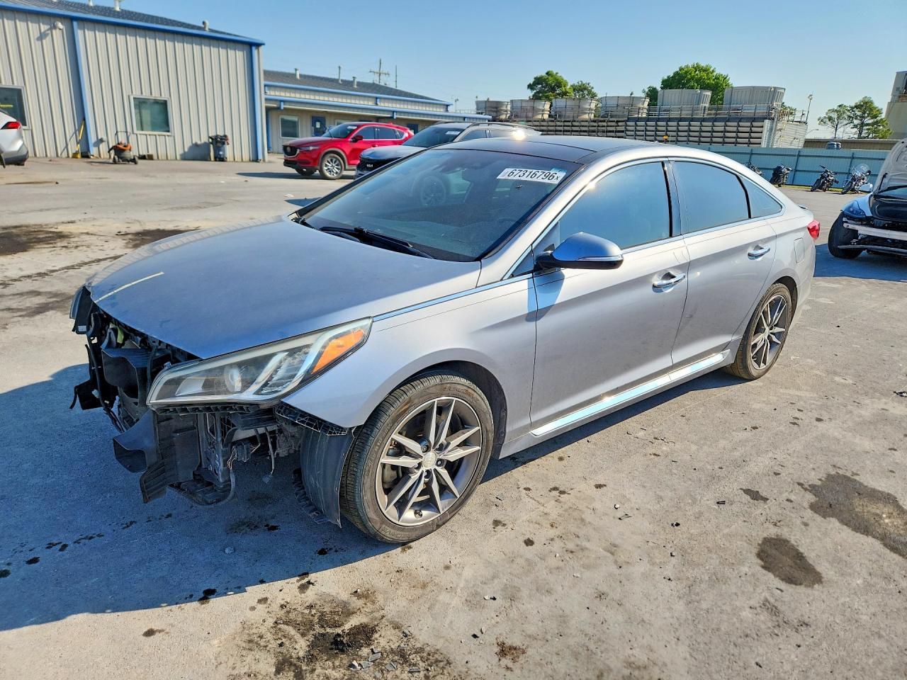 2015 HYUNDAI SONATA — Front 3/4