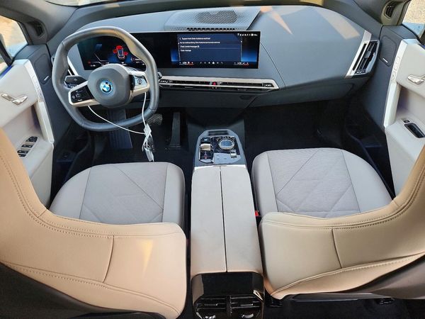 2025 BMW ALL OTHER xDrive50 — CKPT