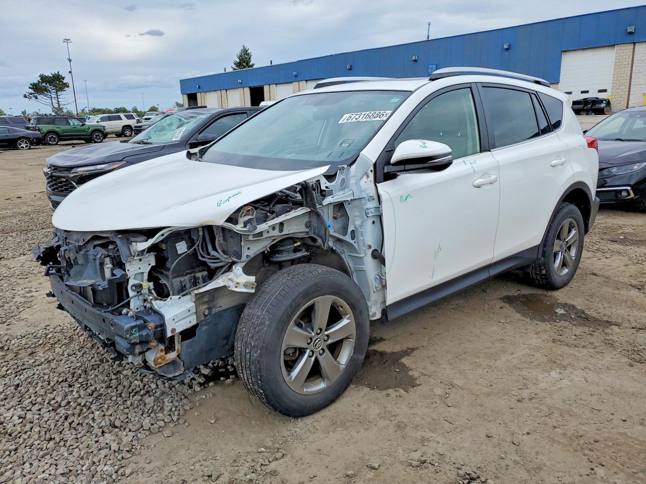 2015 TOYOTA RAV4 XLE (M Grade)