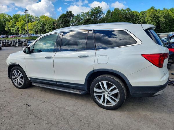 2017 HONDA PILOT Elite — DSRA