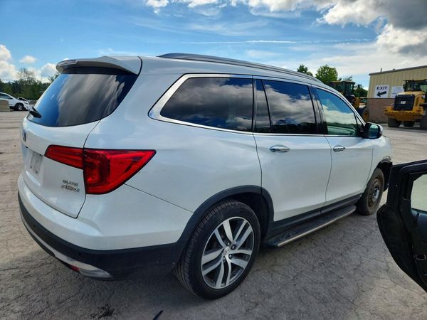 2017 HONDA PILOT Elite — PSRA