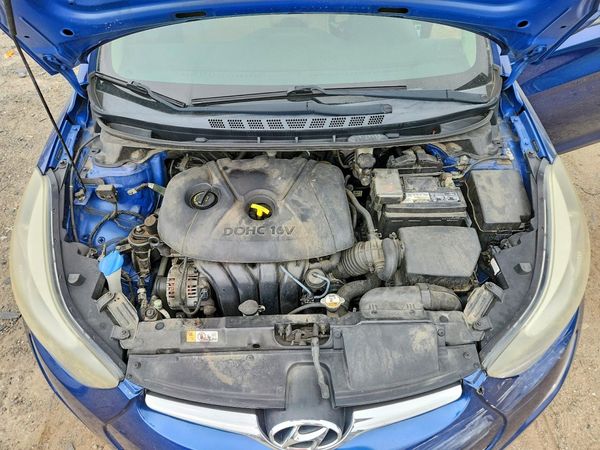 2015 HYUNDAI ELANTRA