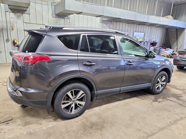 2018 TOYOTA RAV4 Adventure/XLE